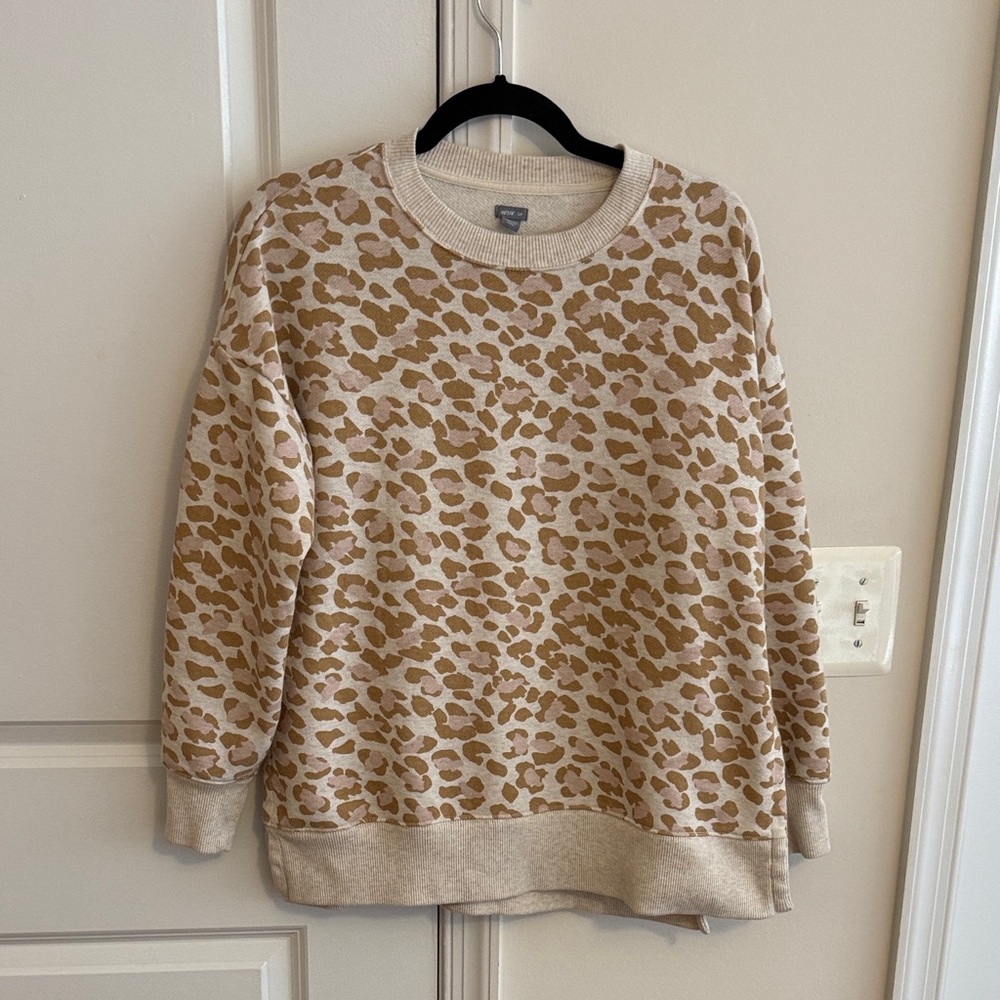 Aerie Leopard Print Split-Hem Sweatshirt